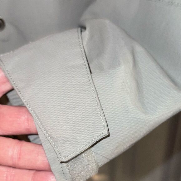 Columbia convert lined lightweight in light grey sz XS - Picture 5 of 16